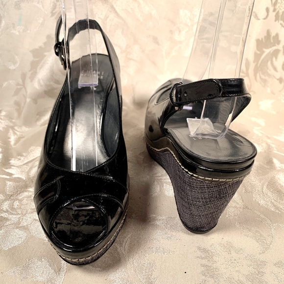 Stuart Weitzman Black Patent Leather Peeptoe Wedge - Picture 3 of 3